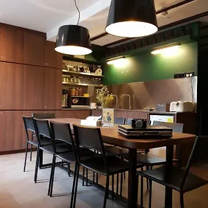 Wink At Mosque Street Hôtel capsule